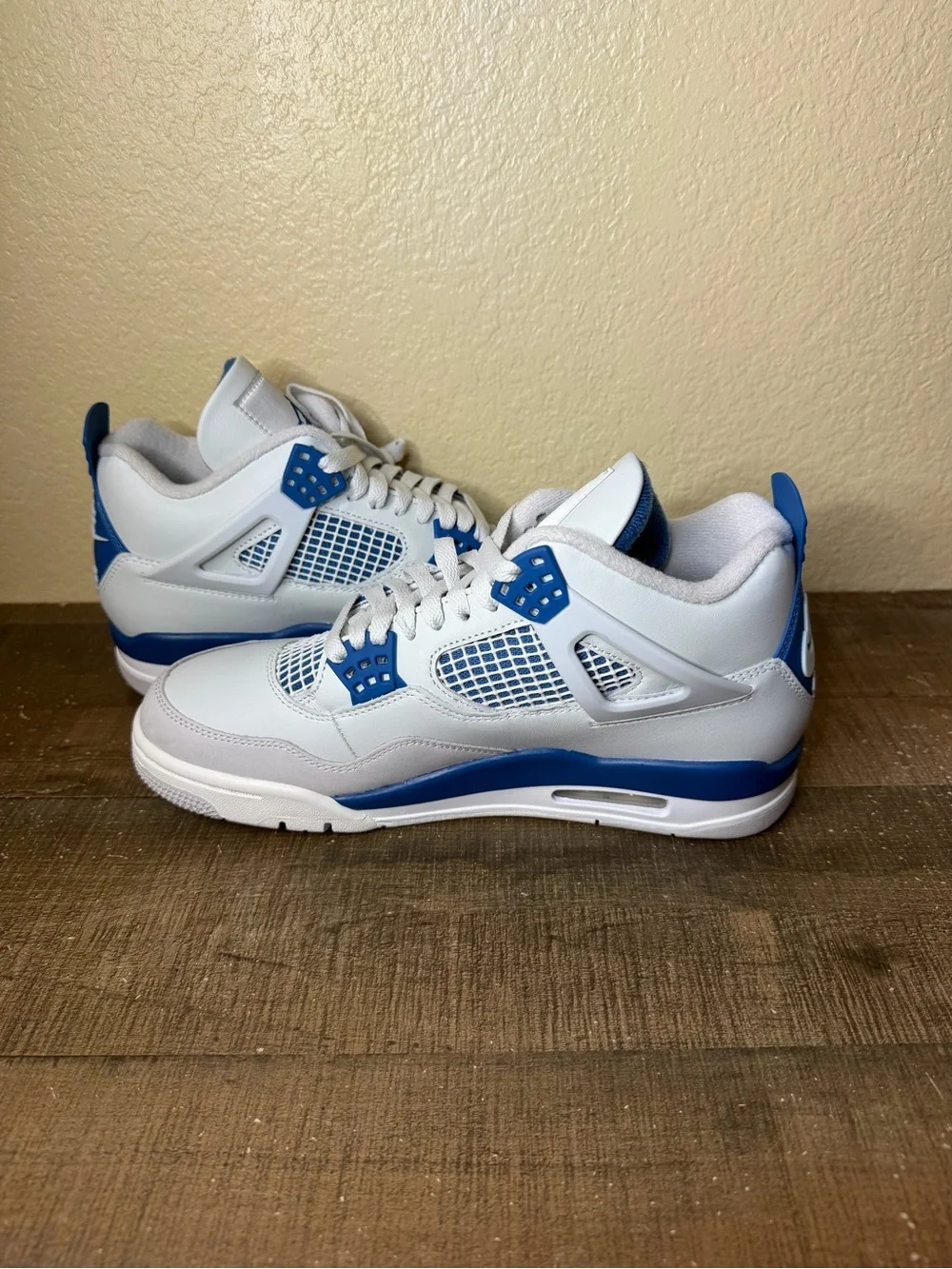 Air Jordan 4 Retro “Military Blue”  - Size 8 Men.